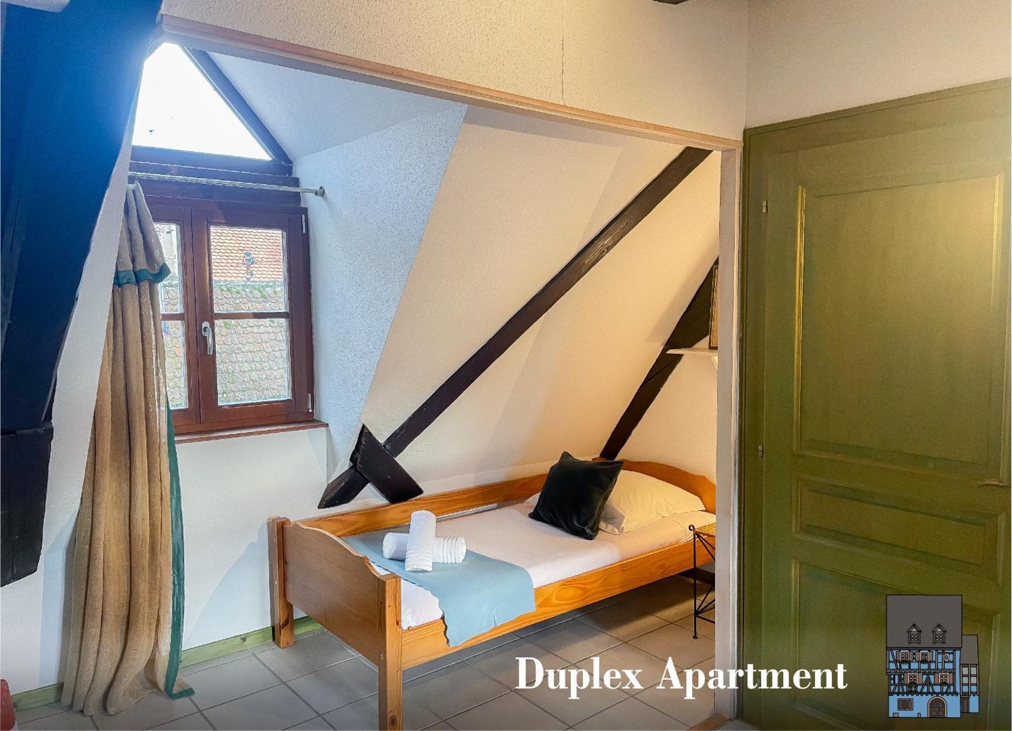 La Maison Bleue - Historic House In The Heart Of Riquewihr Room photo
